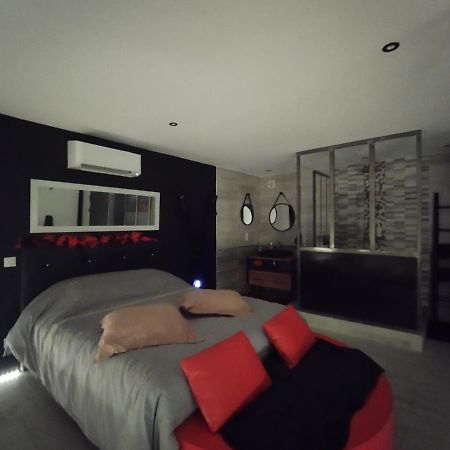 Why Not Hotel Ledignan Luaran gambar