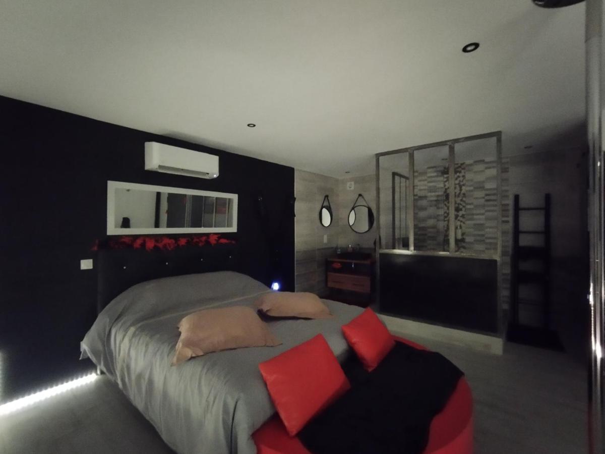 Why Not Hotel Ledignan Luaran gambar